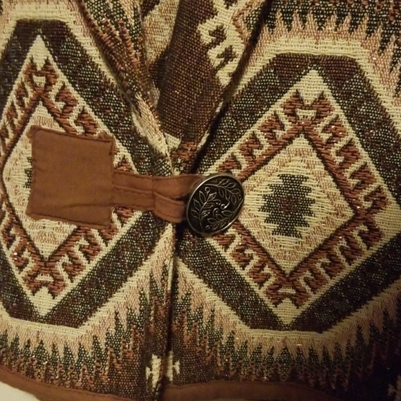 Patterned jacket - Picture 3 of 3
